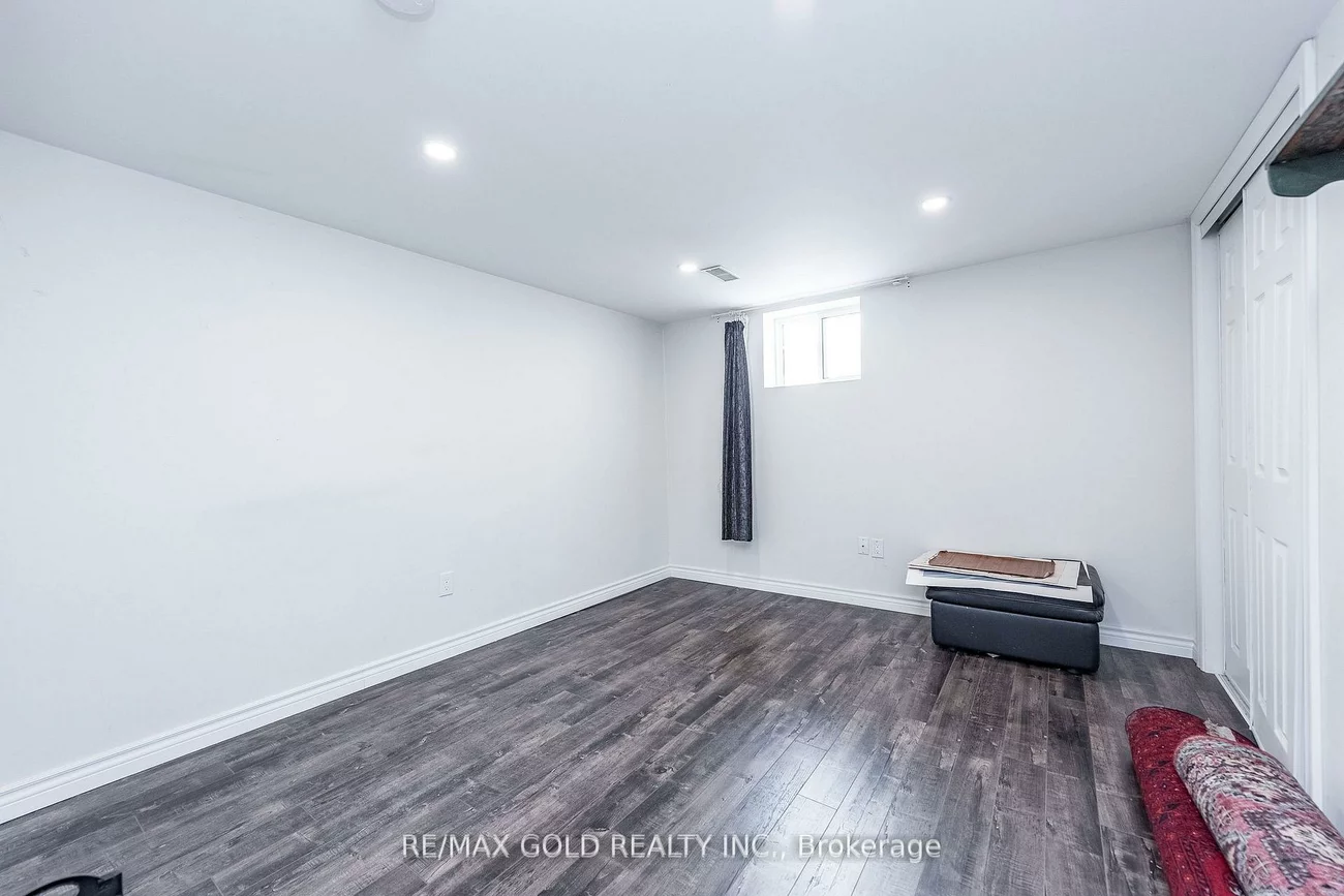 3, Harrow, Malton, Mississauga