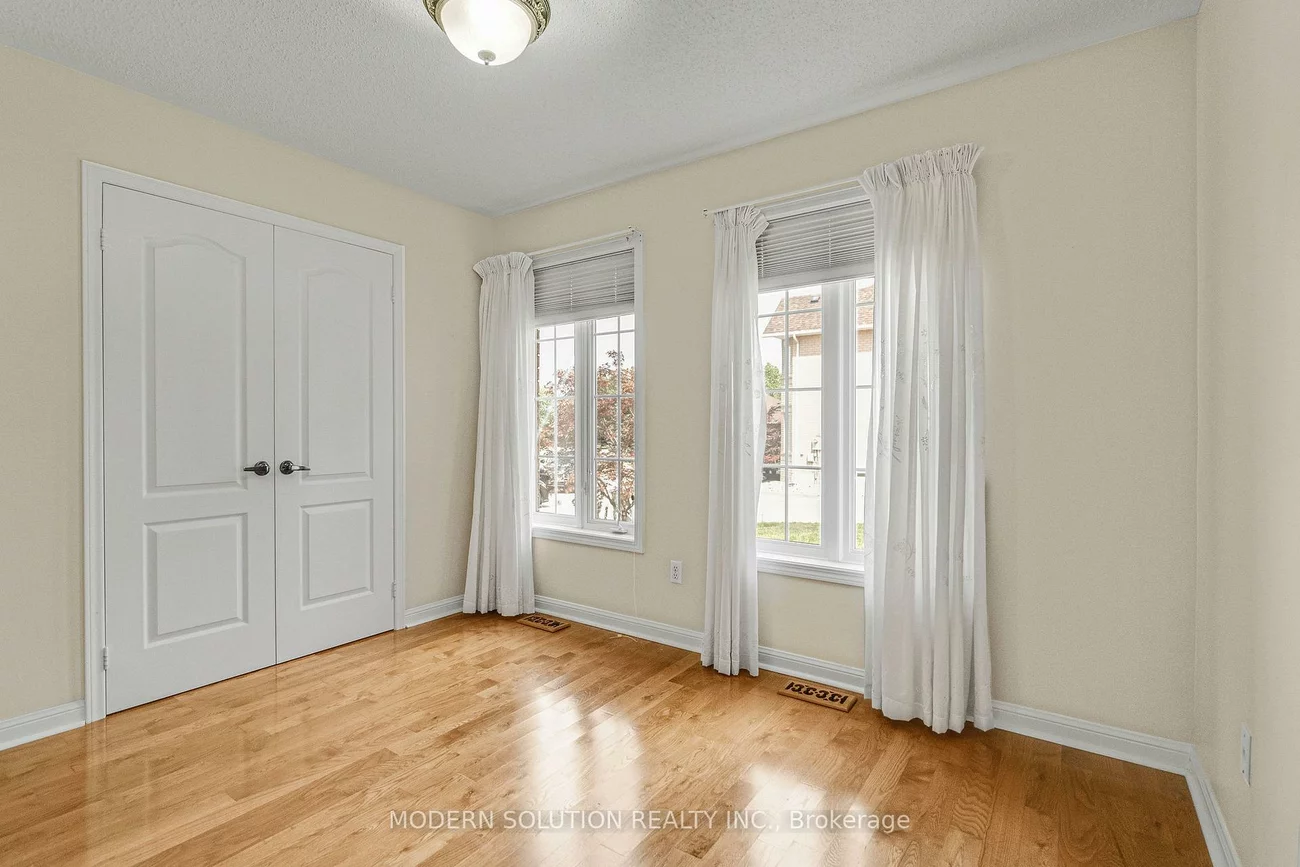 6431, Tenth, Lisgar, Mississauga