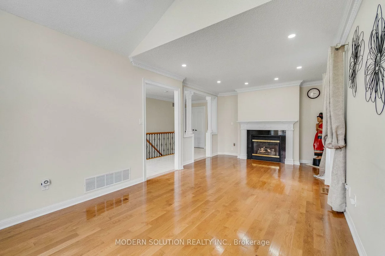 6431, Tenth, Lisgar, Mississauga