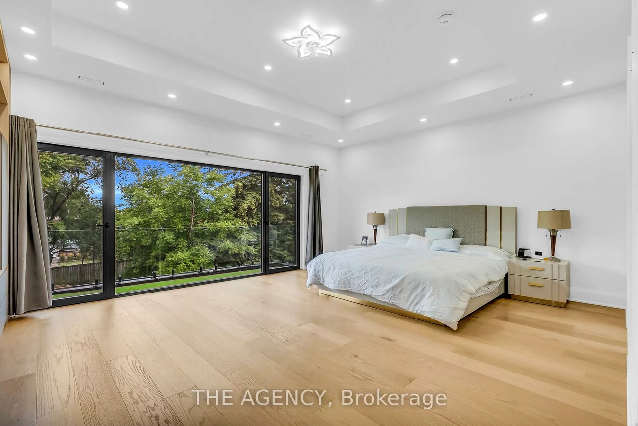 9, Earl, Streetsville, Mississauga