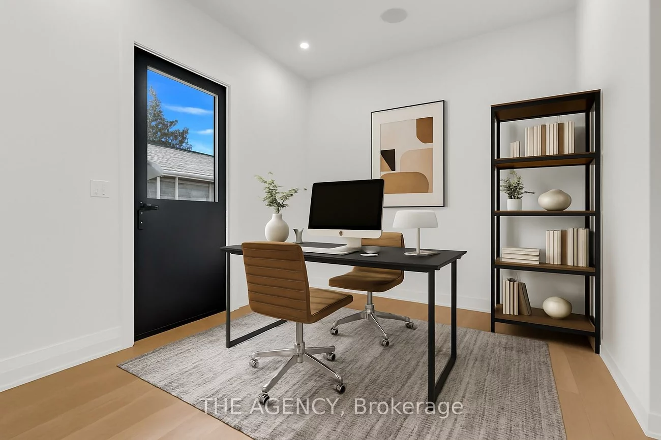 9, Earl, Streetsville, Mississauga