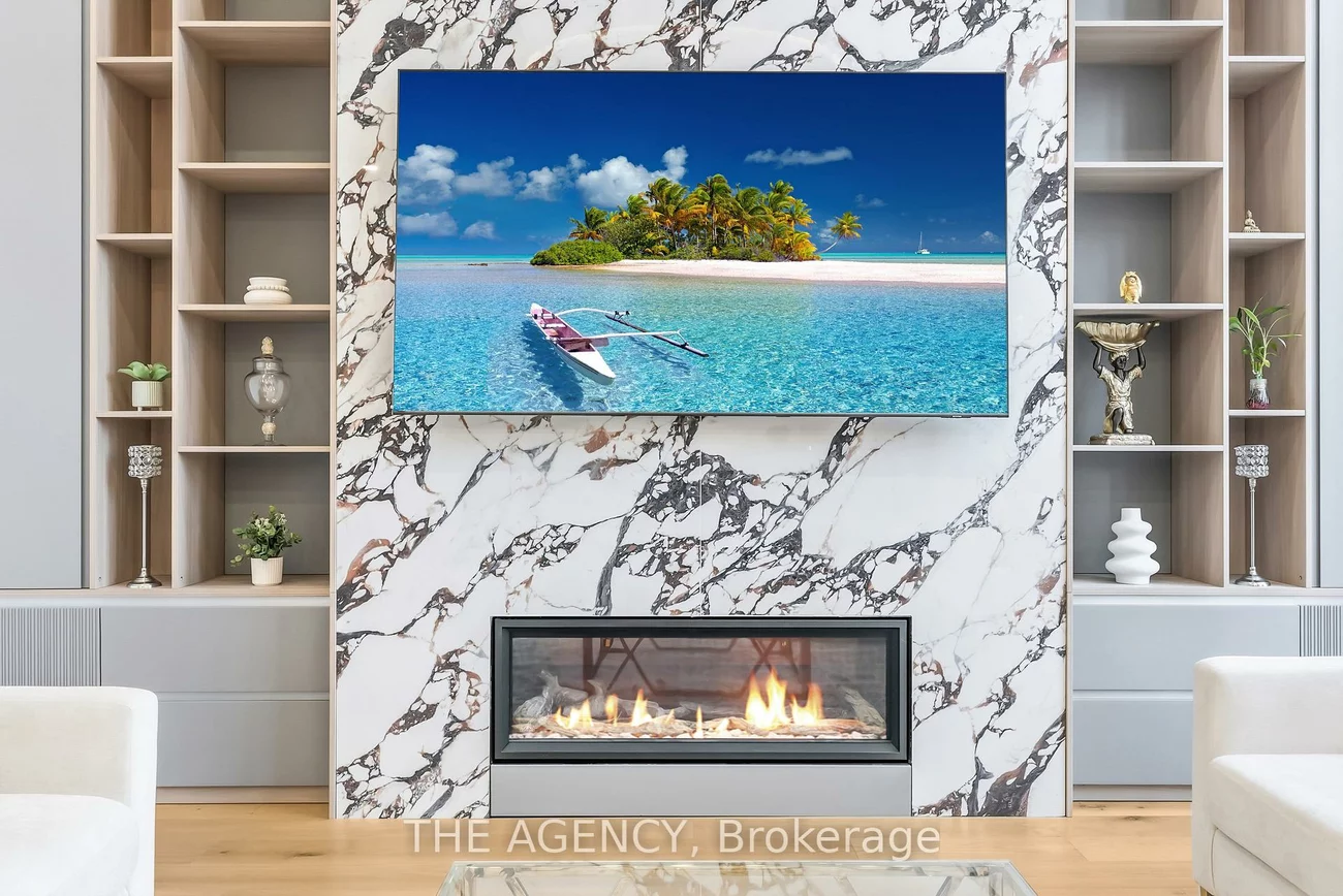 9, Earl, Streetsville, Mississauga