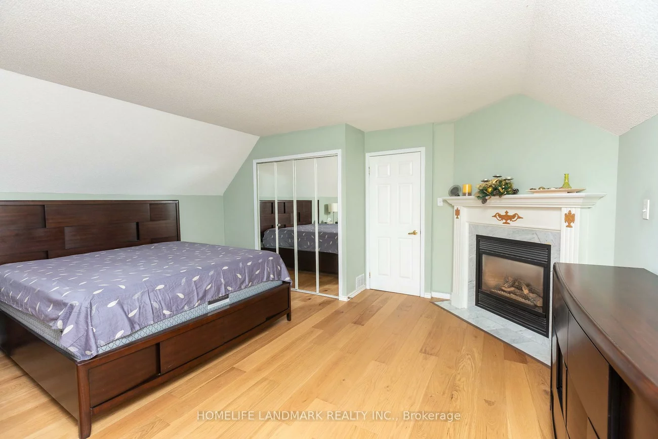5722, Greensboro, Central Erin Mills, Mississauga