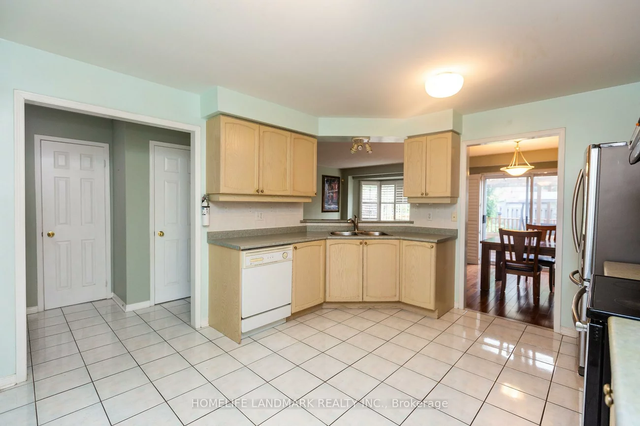 5722, Greensboro, Central Erin Mills, Mississauga