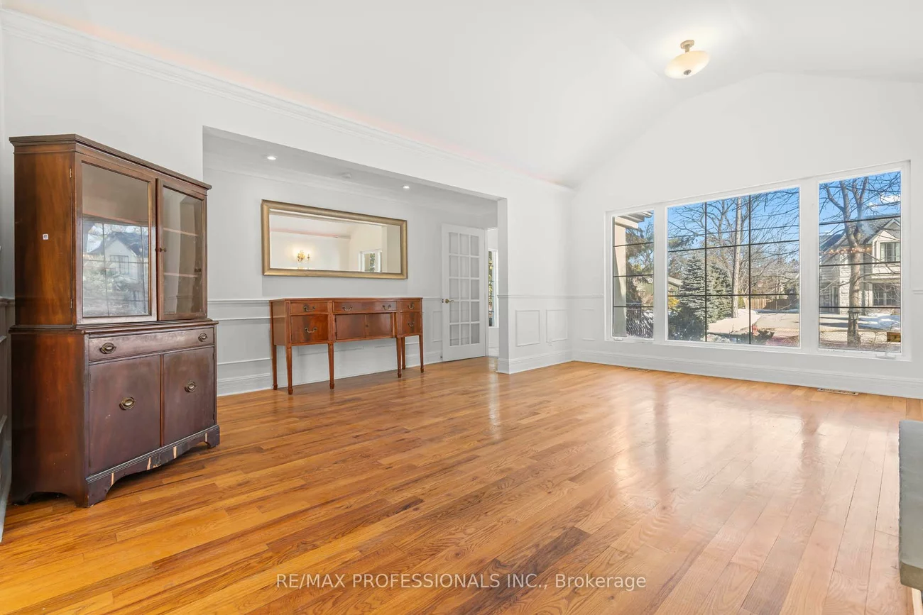 560, Meadow Wood, Clarkson, Mississauga