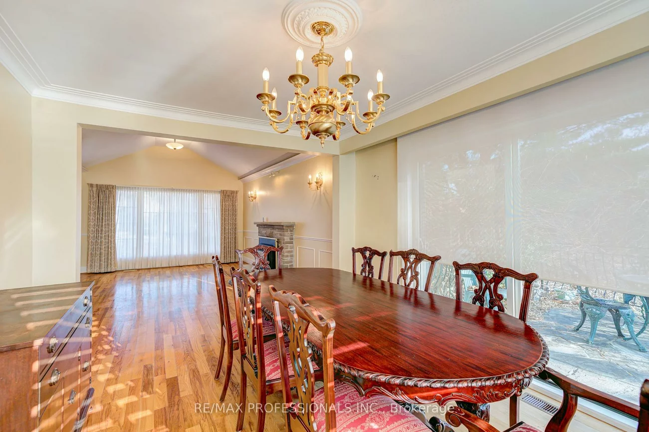 560, Meadow Wood, Clarkson, Mississauga