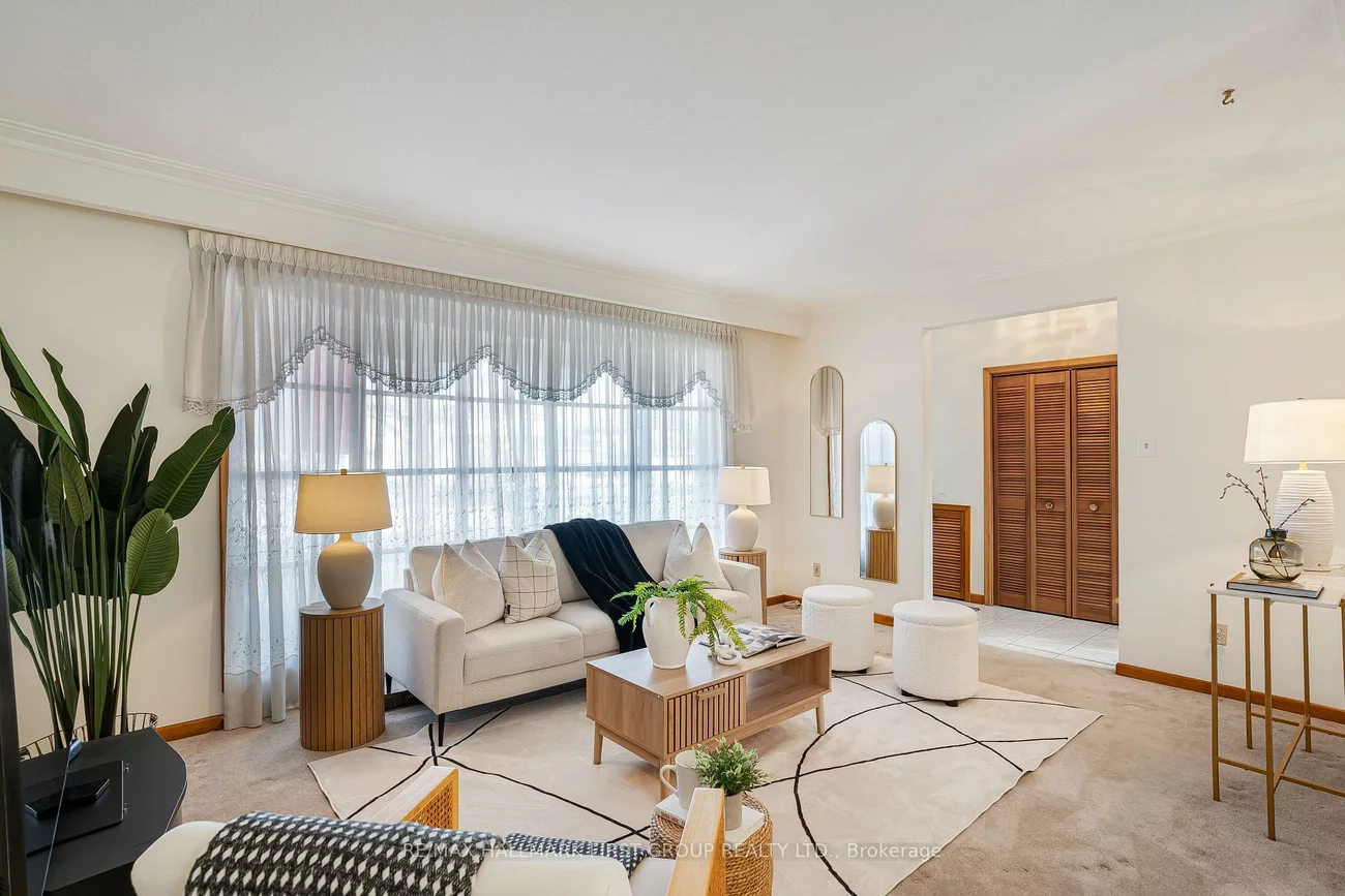 2354, Cliff, Cooksville, Mississauga