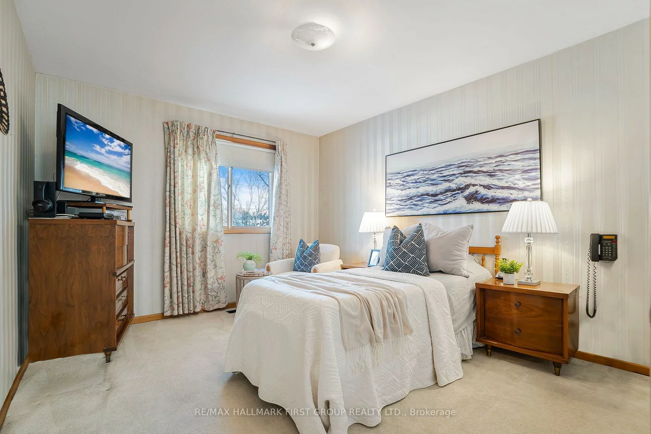 2354, Cliff, Cooksville, Mississauga