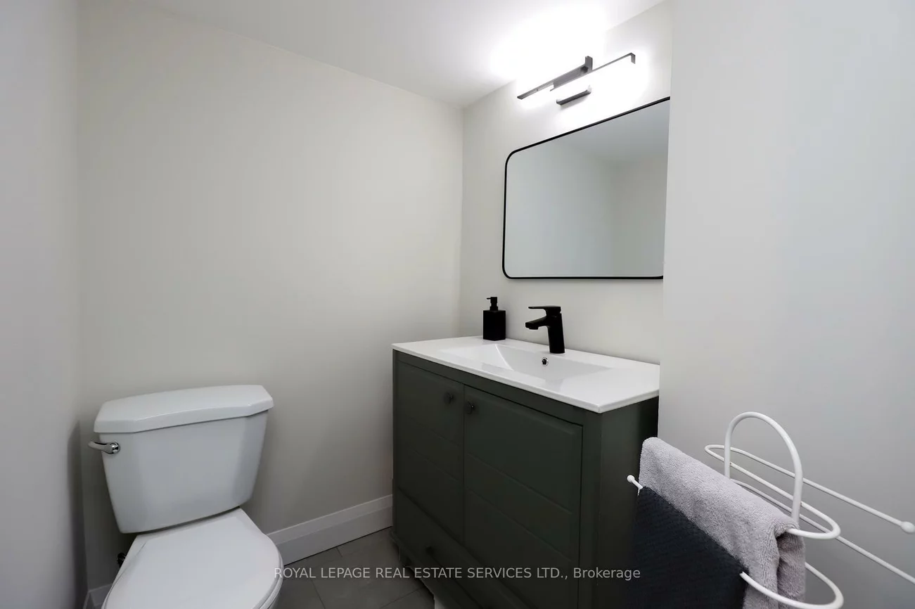 2001, Silverberry, Clarkson, Mississauga