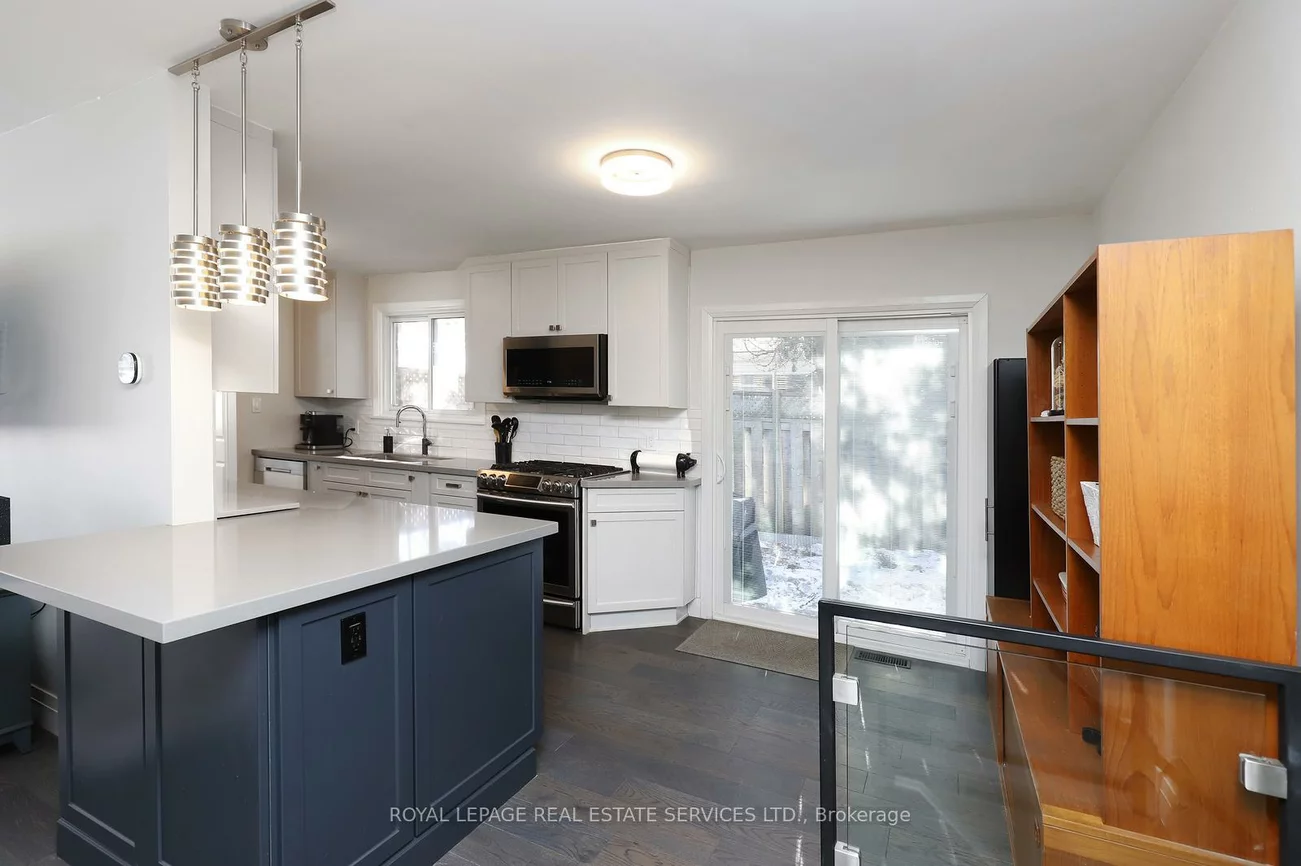 2001, Silverberry, Clarkson, Mississauga