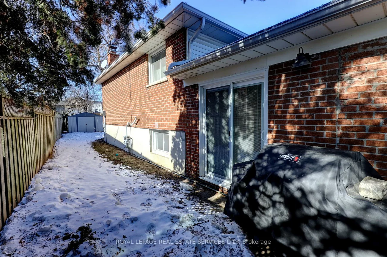 2001, Silverberry, Clarkson, Mississauga