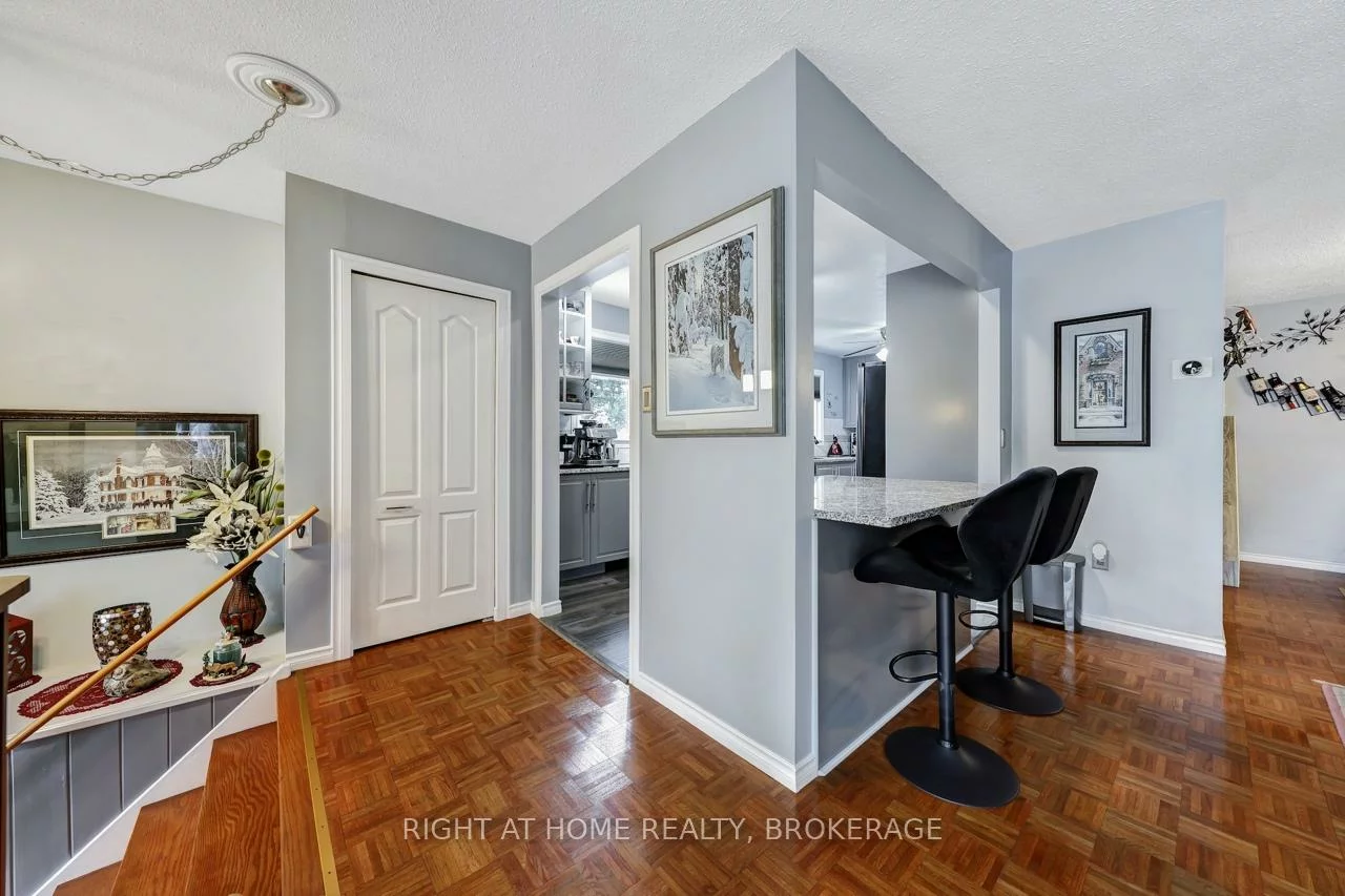 7327, Joliette, Meadowvale, Mississauga