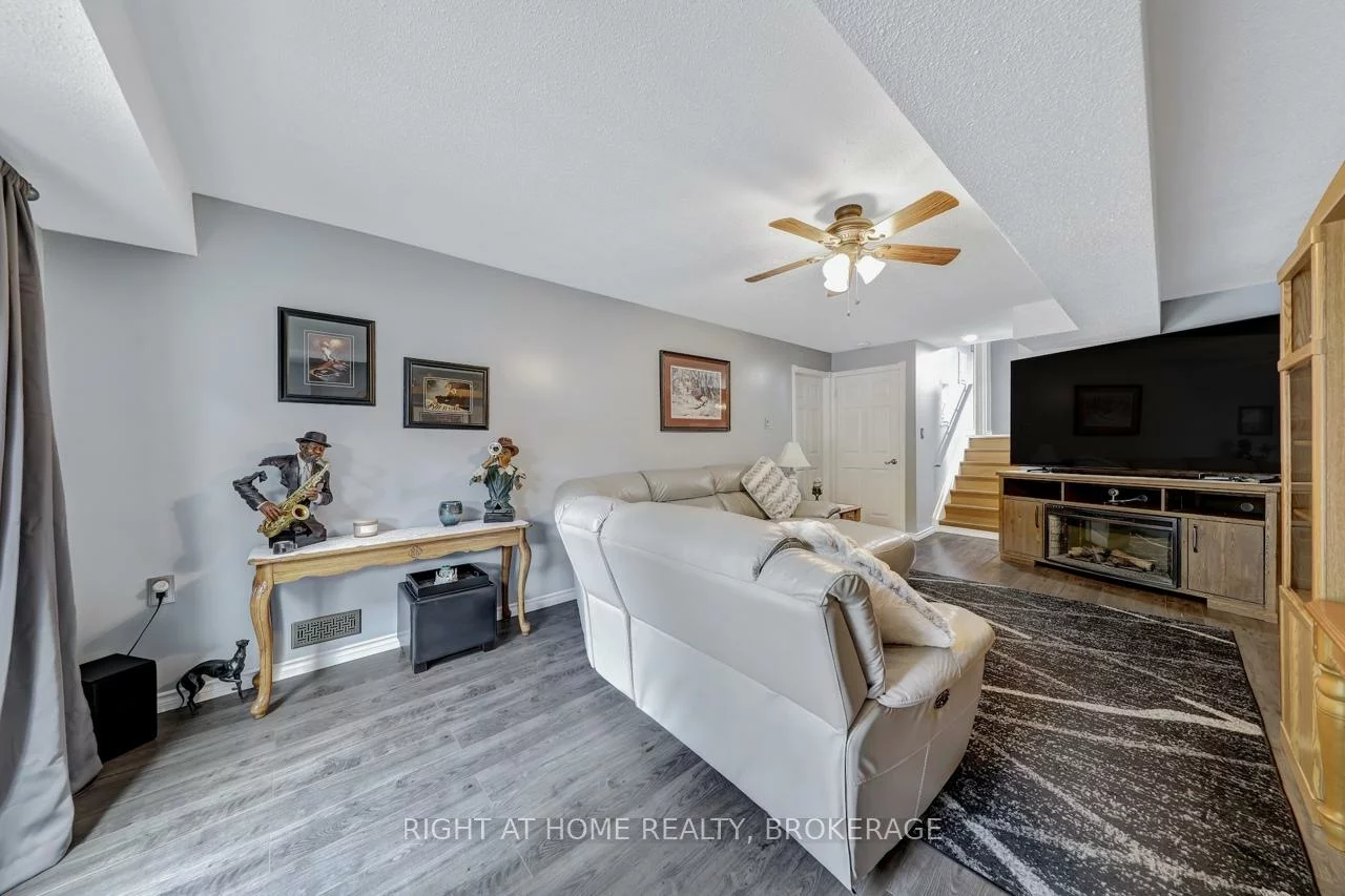 7327, Joliette, Meadowvale, Mississauga