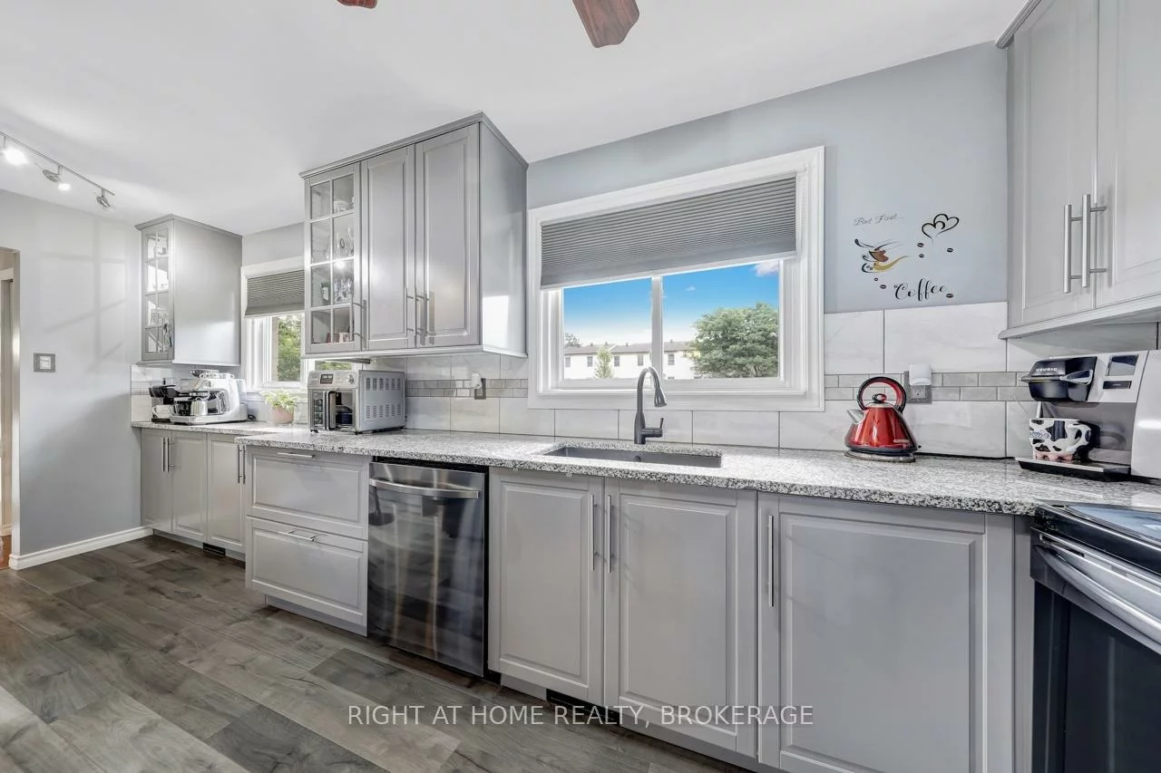 7327, Joliette, Meadowvale, Mississauga