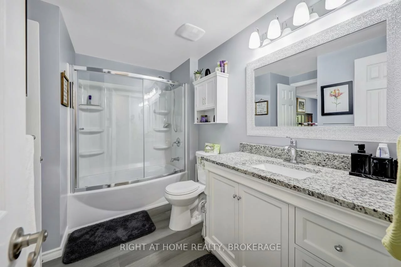 7327, Joliette, Meadowvale, Mississauga