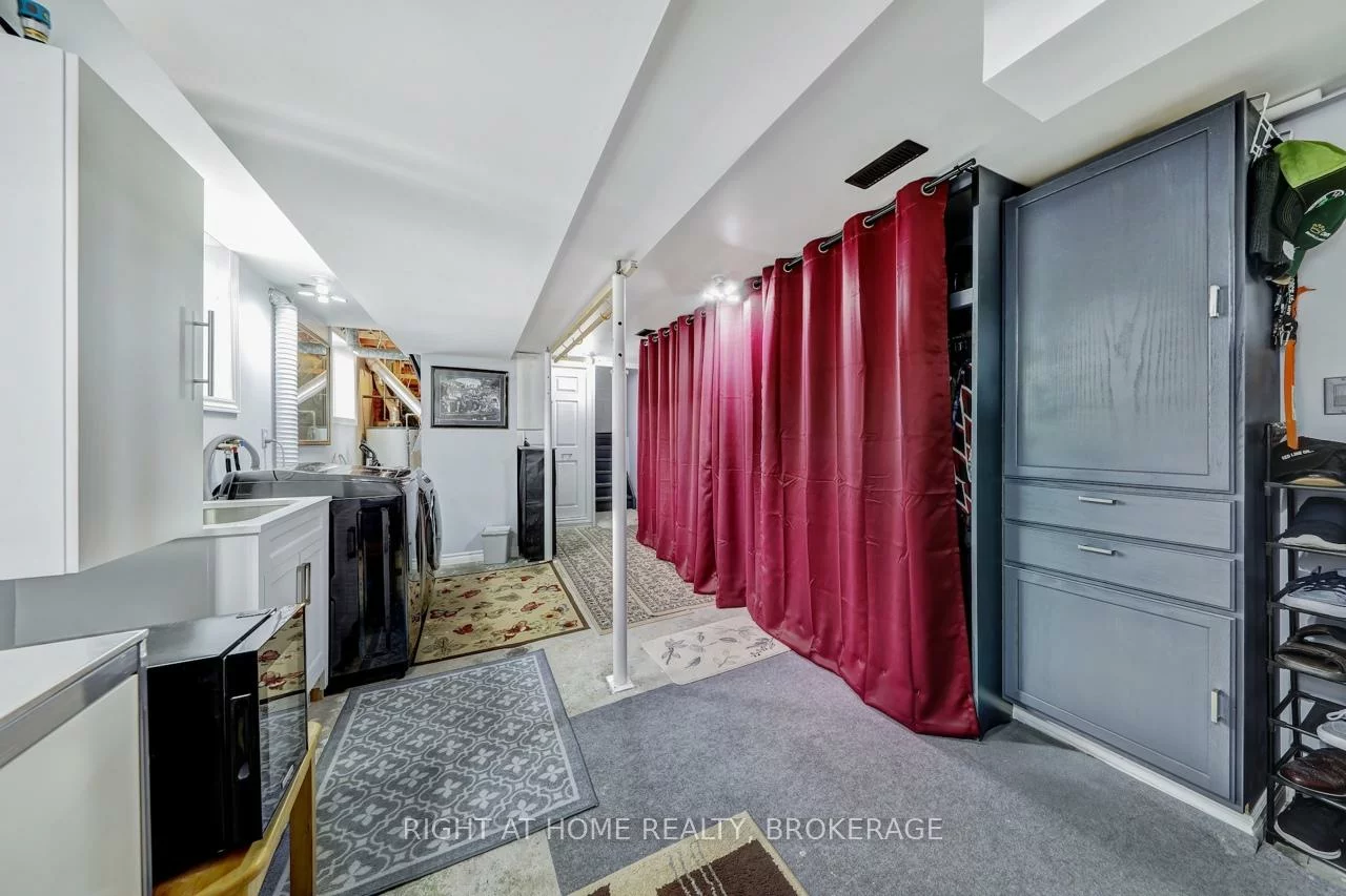 7327, Joliette, Meadowvale, Mississauga