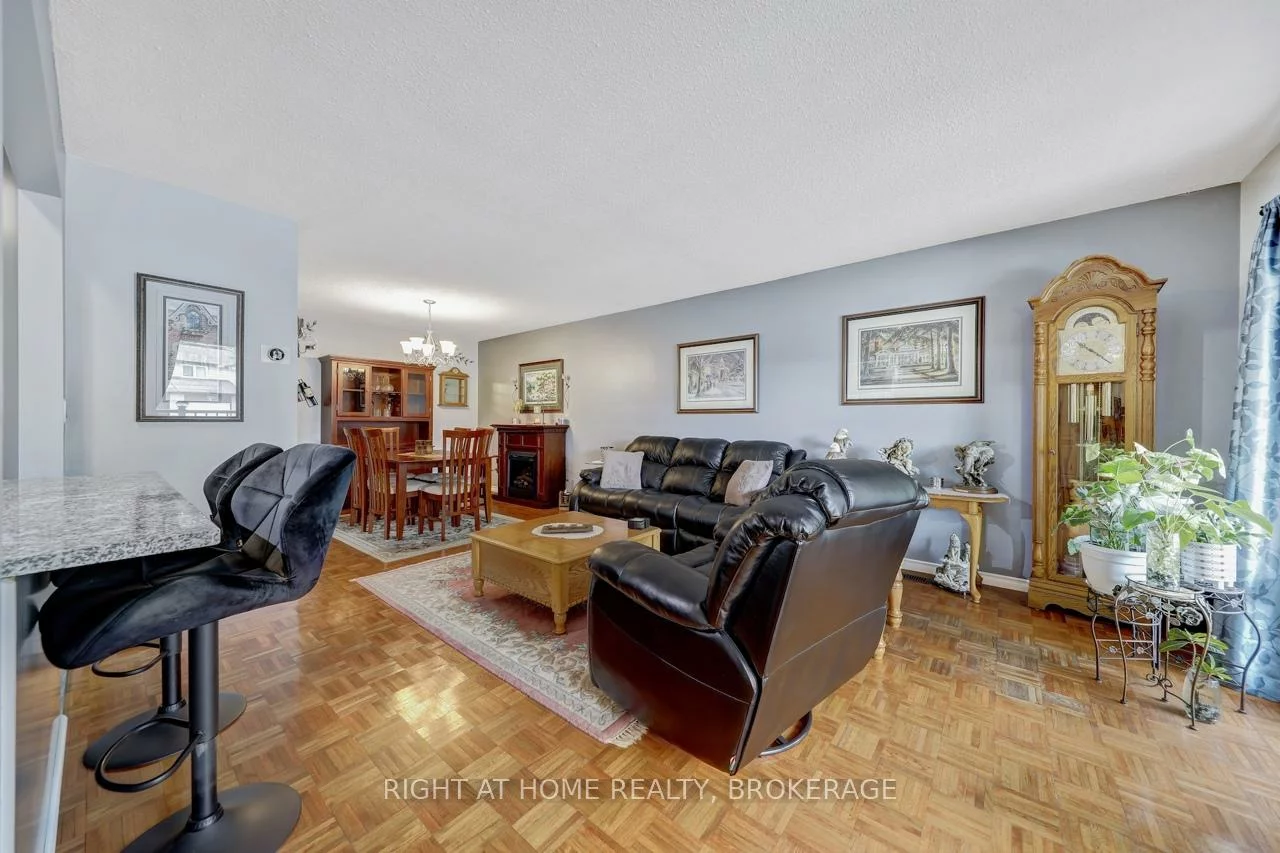 7327, Joliette, Meadowvale, Mississauga