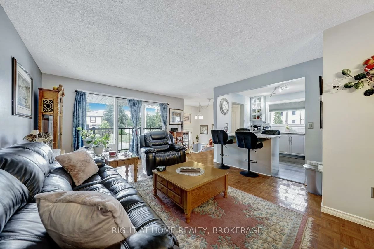 7327, Joliette, Meadowvale, Mississauga