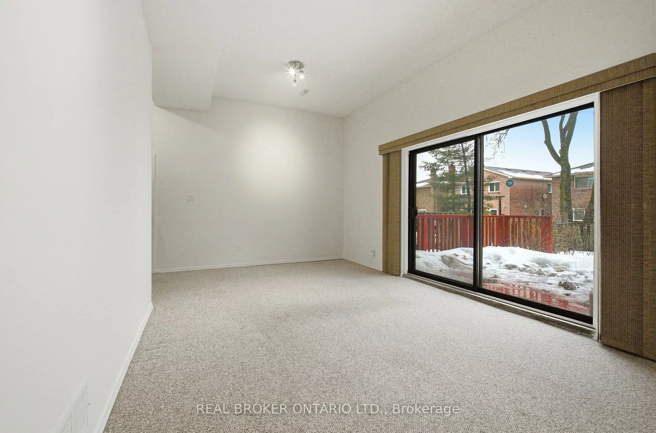 4114, Trapper, Erin Mills, Mississauga