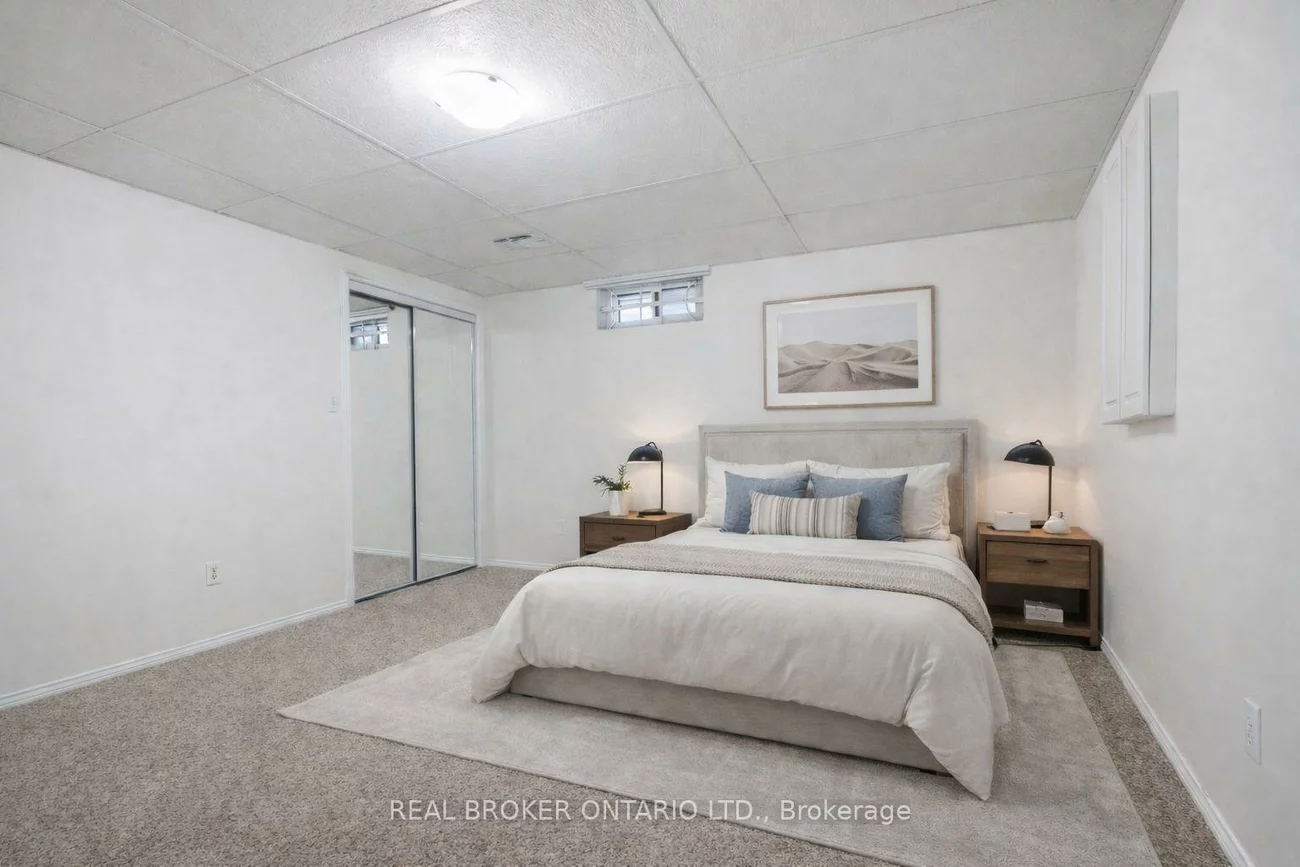 4114, Trapper, Erin Mills, Mississauga