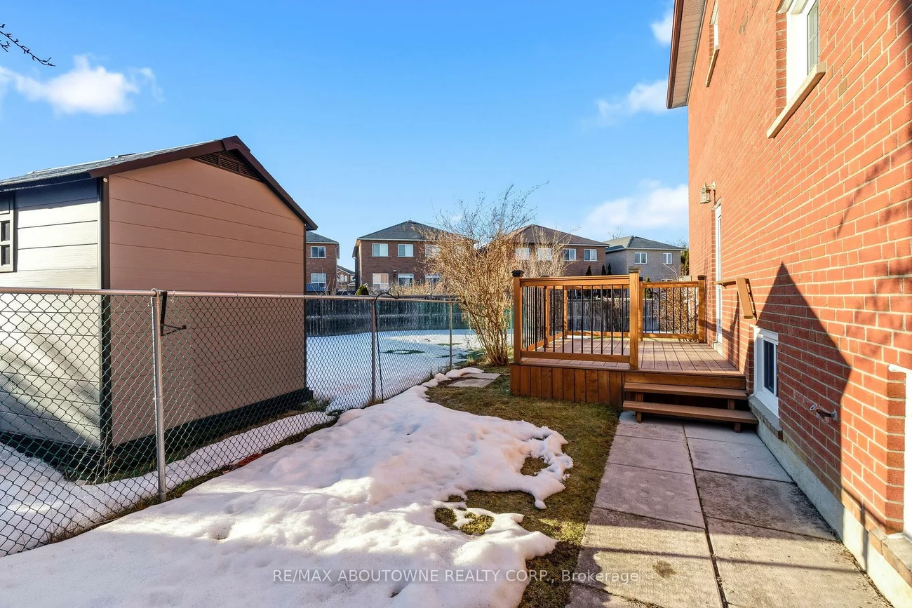 1015, Syeston, Applewood, Mississauga