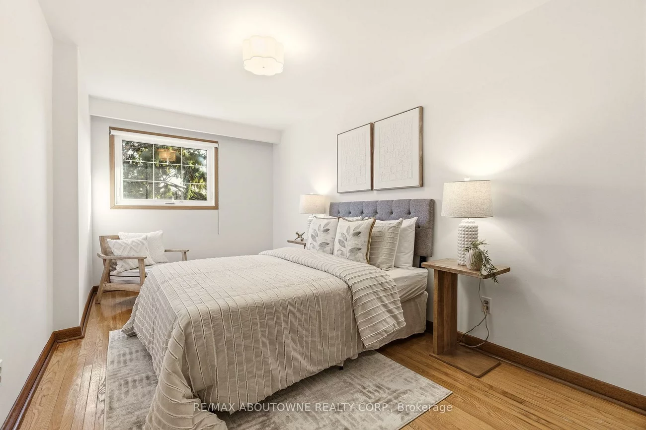 1015, Syeston, Applewood, Mississauga