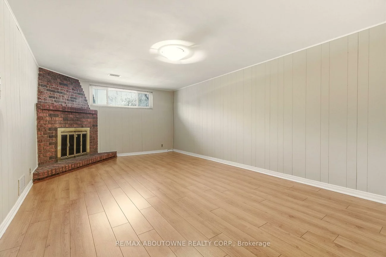 1015, Syeston, Applewood, Mississauga