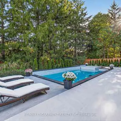 1441, Lochlin, Mineola, Mississauga