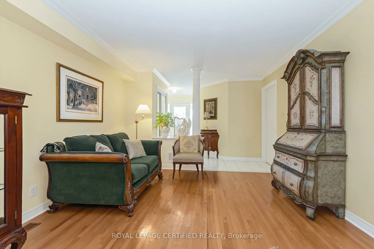 5333, Hollypoint, East Credit, Mississauga