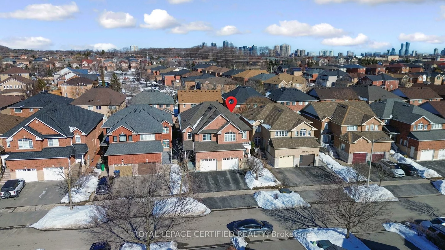 5333, Hollypoint, East Credit, Mississauga