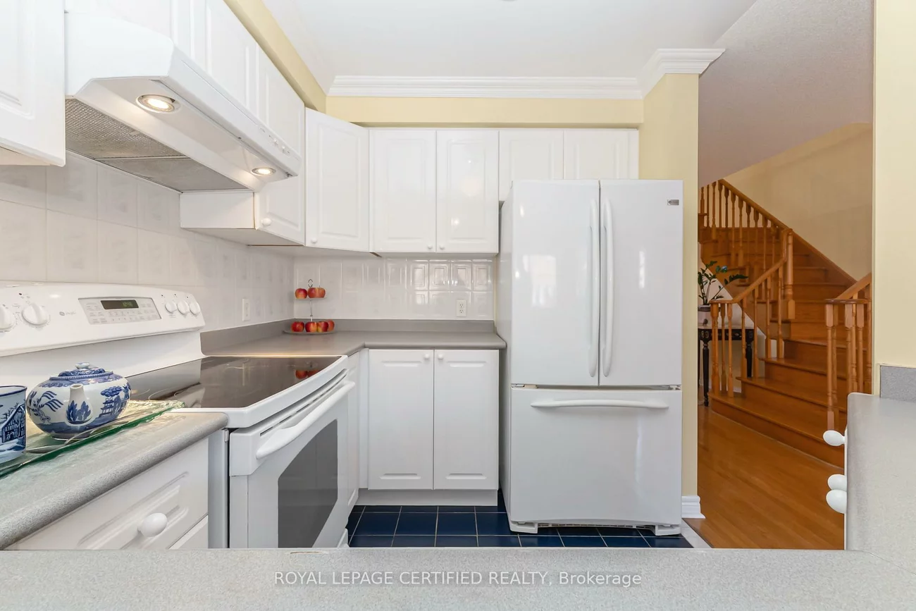 5333, Hollypoint, East Credit, Mississauga