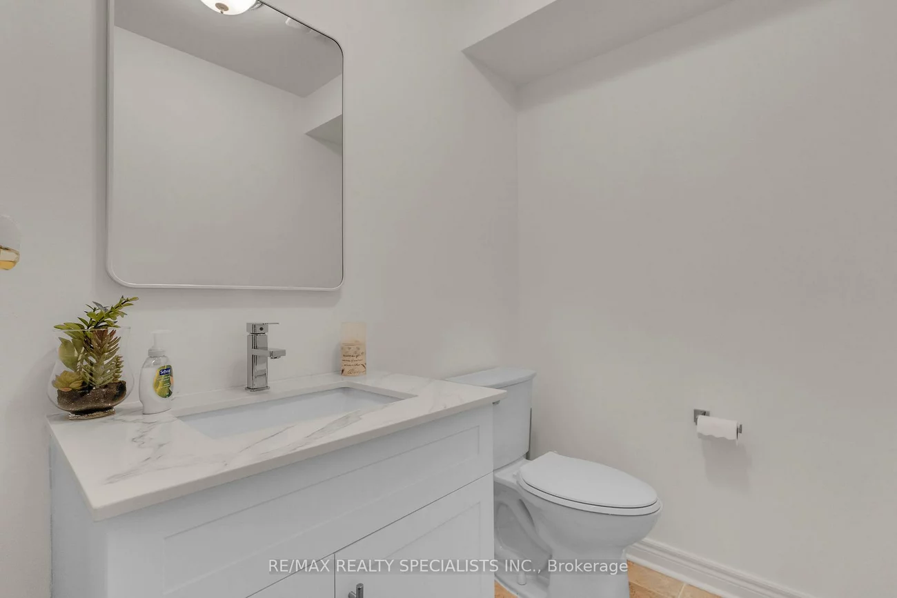 794, White Clover, East Credit, Mississauga