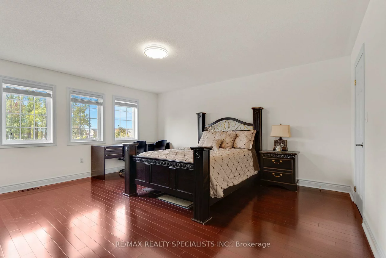 794, White Clover, East Credit, Mississauga