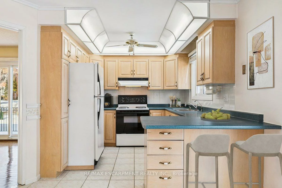 1252, Sweetbirch, Creditview, Mississauga