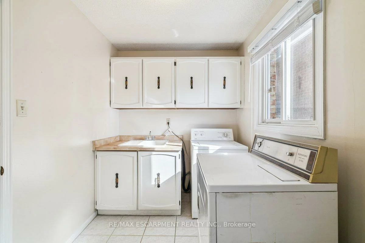 1252, Sweetbirch, Creditview, Mississauga