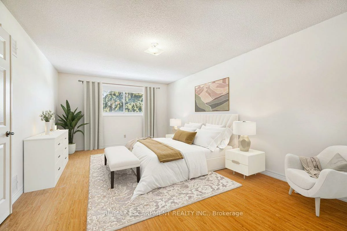 1252, Sweetbirch, Creditview, Mississauga