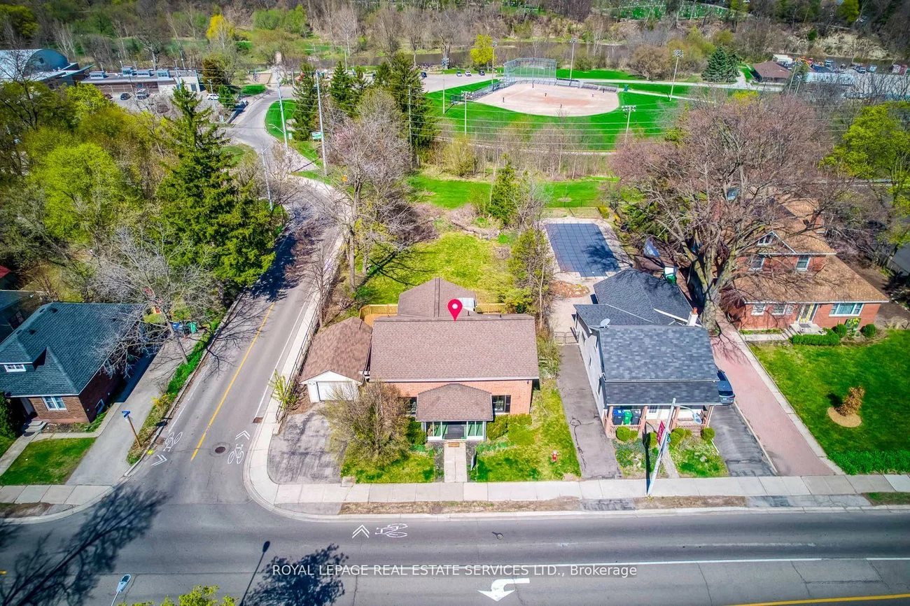 317, Queen, Streetsville, Mississauga