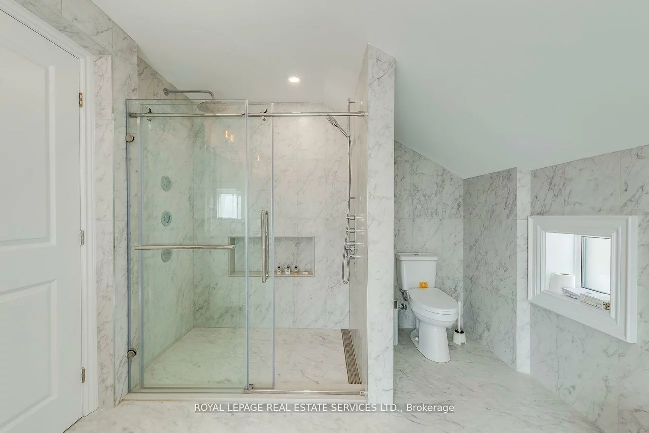 317, Queen, Streetsville, Mississauga