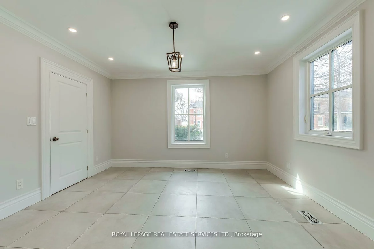 317, Queen, Streetsville, Mississauga