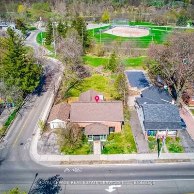 317, Queen, Streetsville, Mississauga