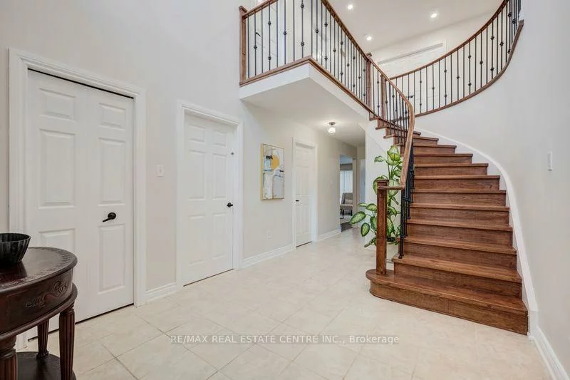 5580, Millbrook, East Credit, Mississauga