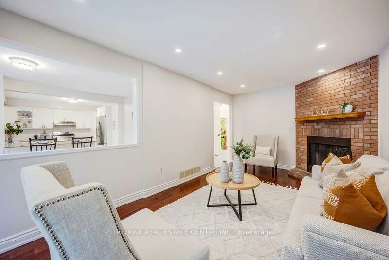 5580, Millbrook, East Credit, Mississauga