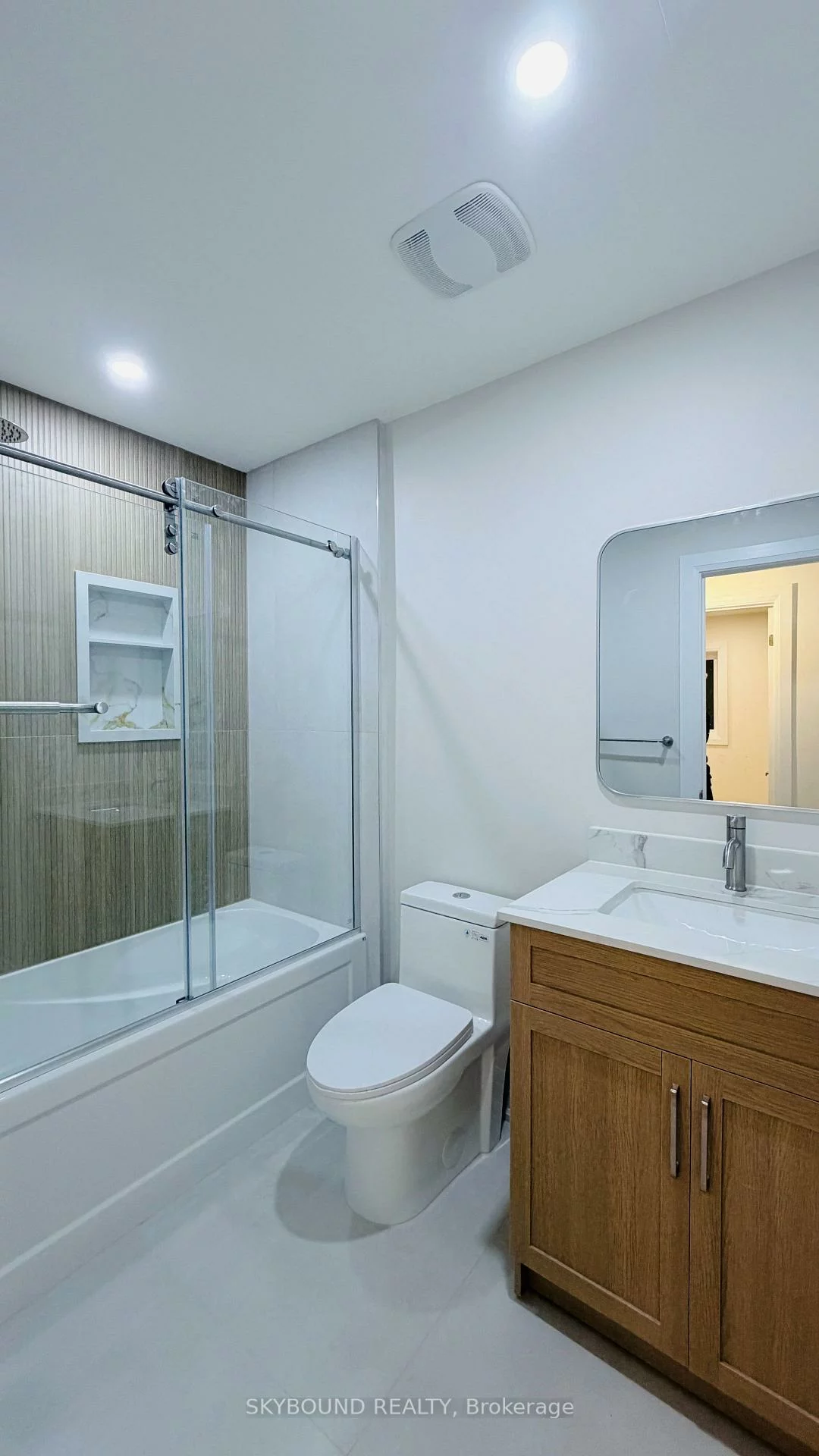 5467, Bullrush, East Credit, Mississauga