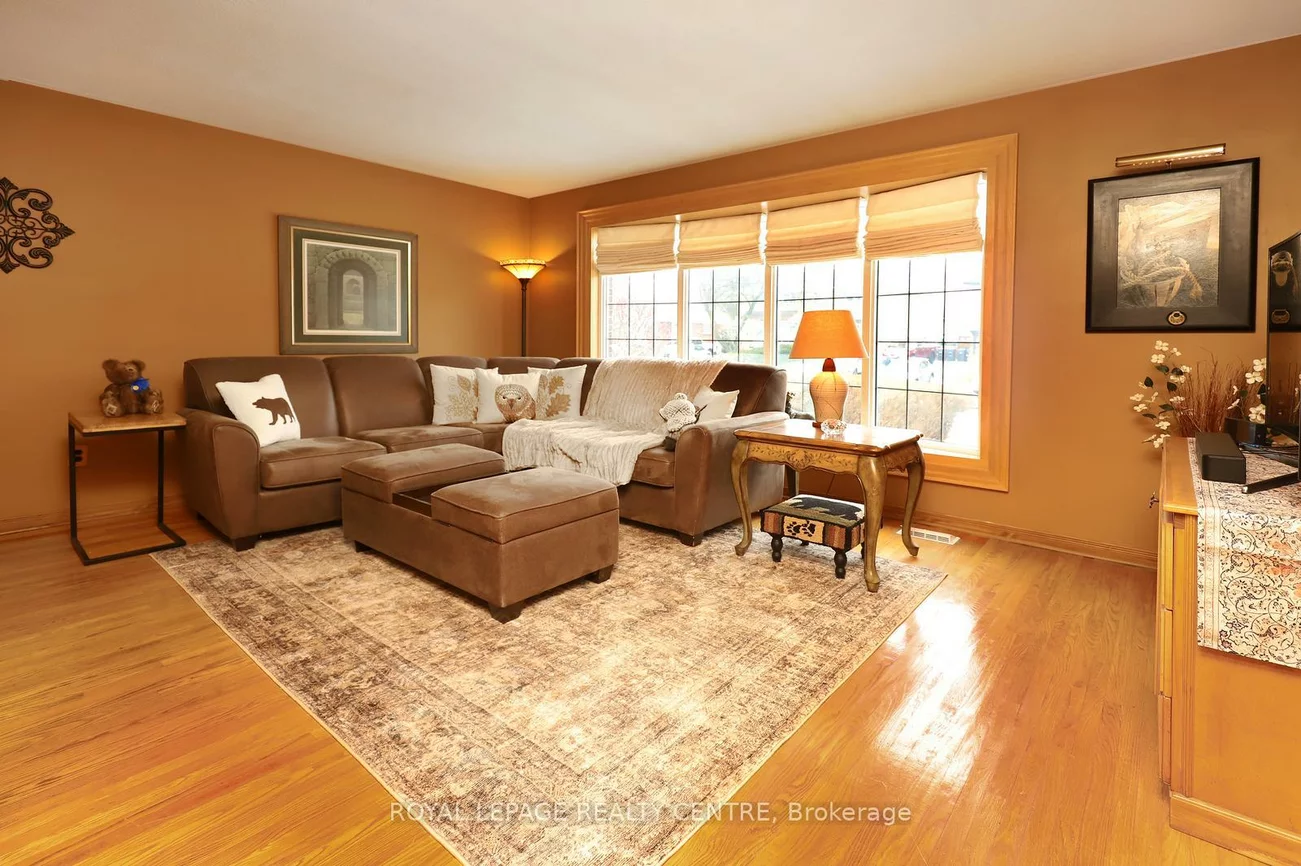 3638, Anniversary, Erindale, Mississauga