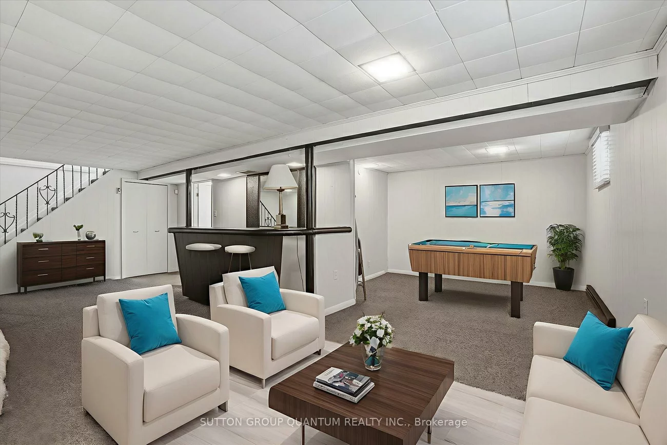 1814, Barsuda, Clarkson, Mississauga