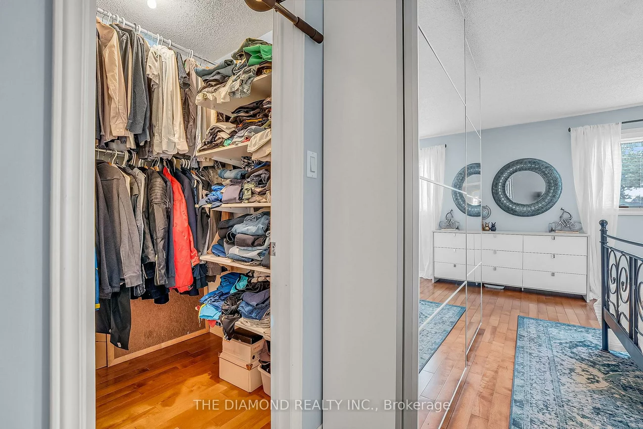 5490, Antrex, Hurontario, Mississauga