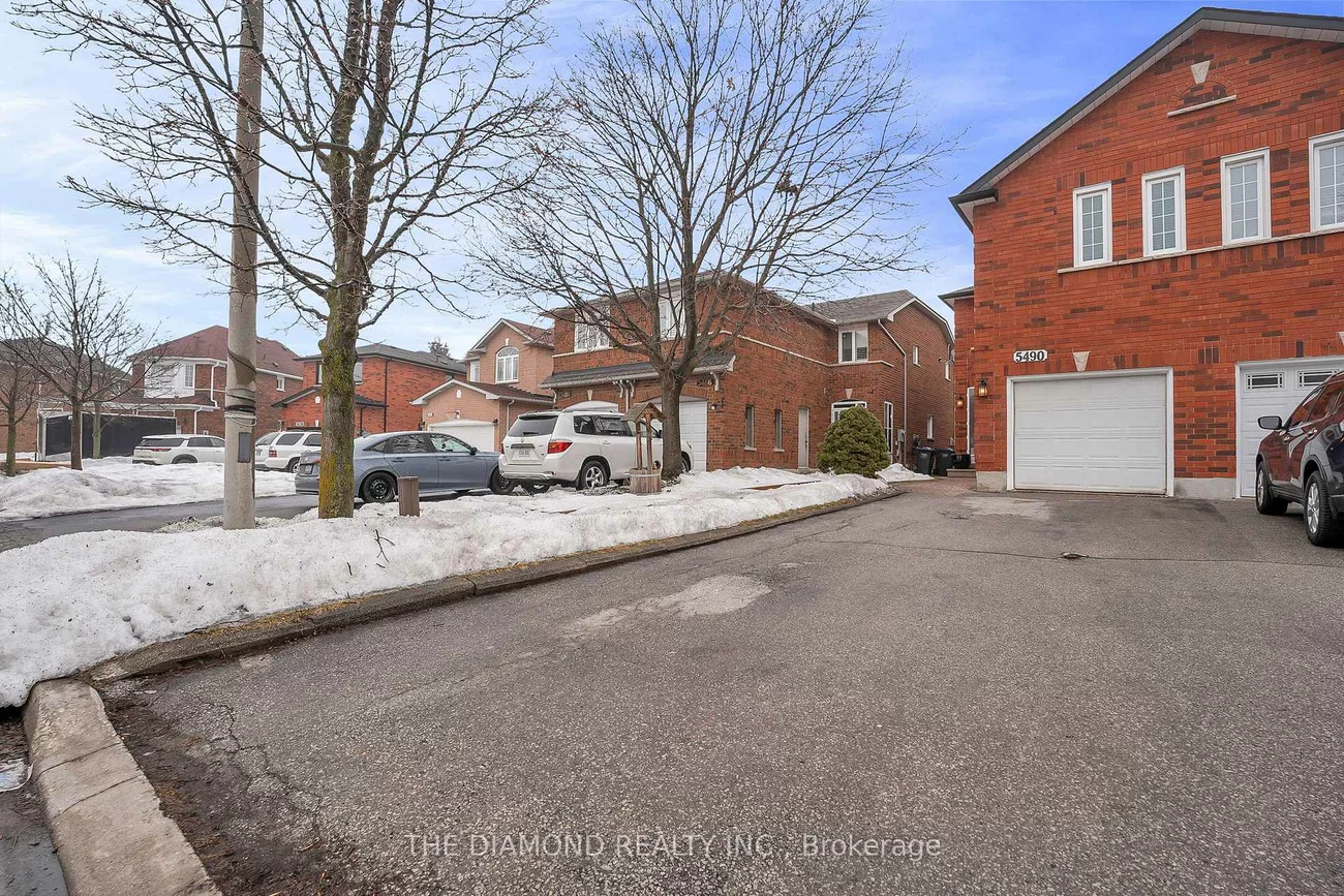 5490, Antrex, Hurontario, Mississauga