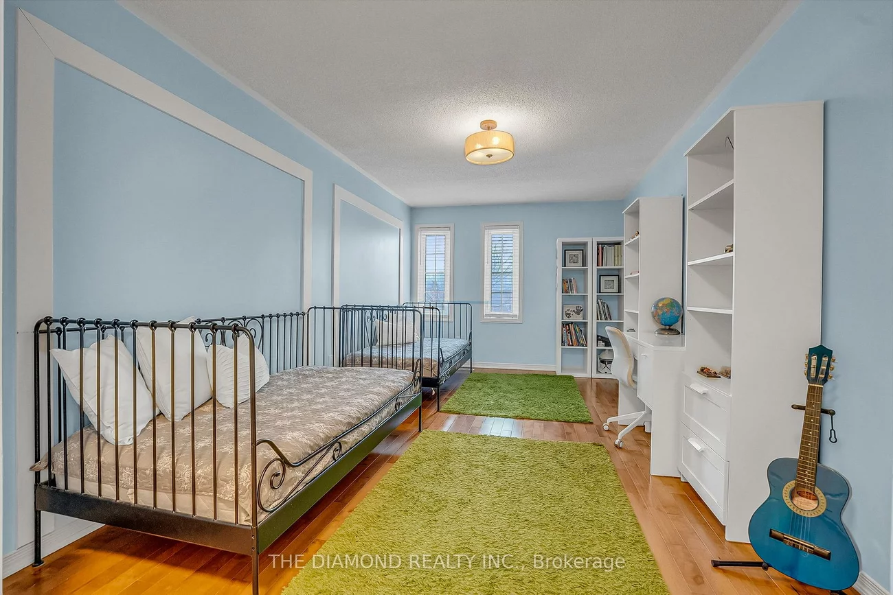 5490, Antrex, Hurontario, Mississauga