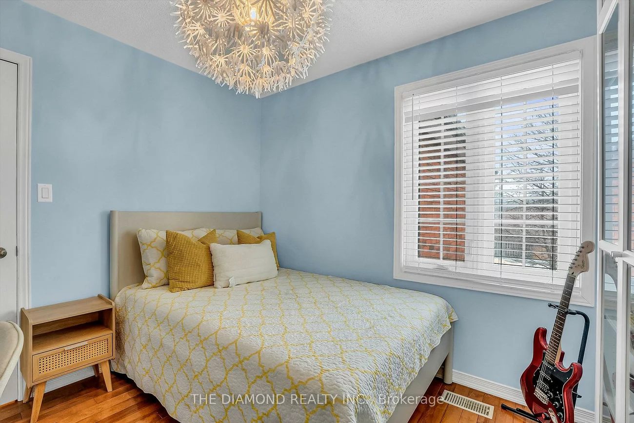 5490, Antrex, Hurontario, Mississauga