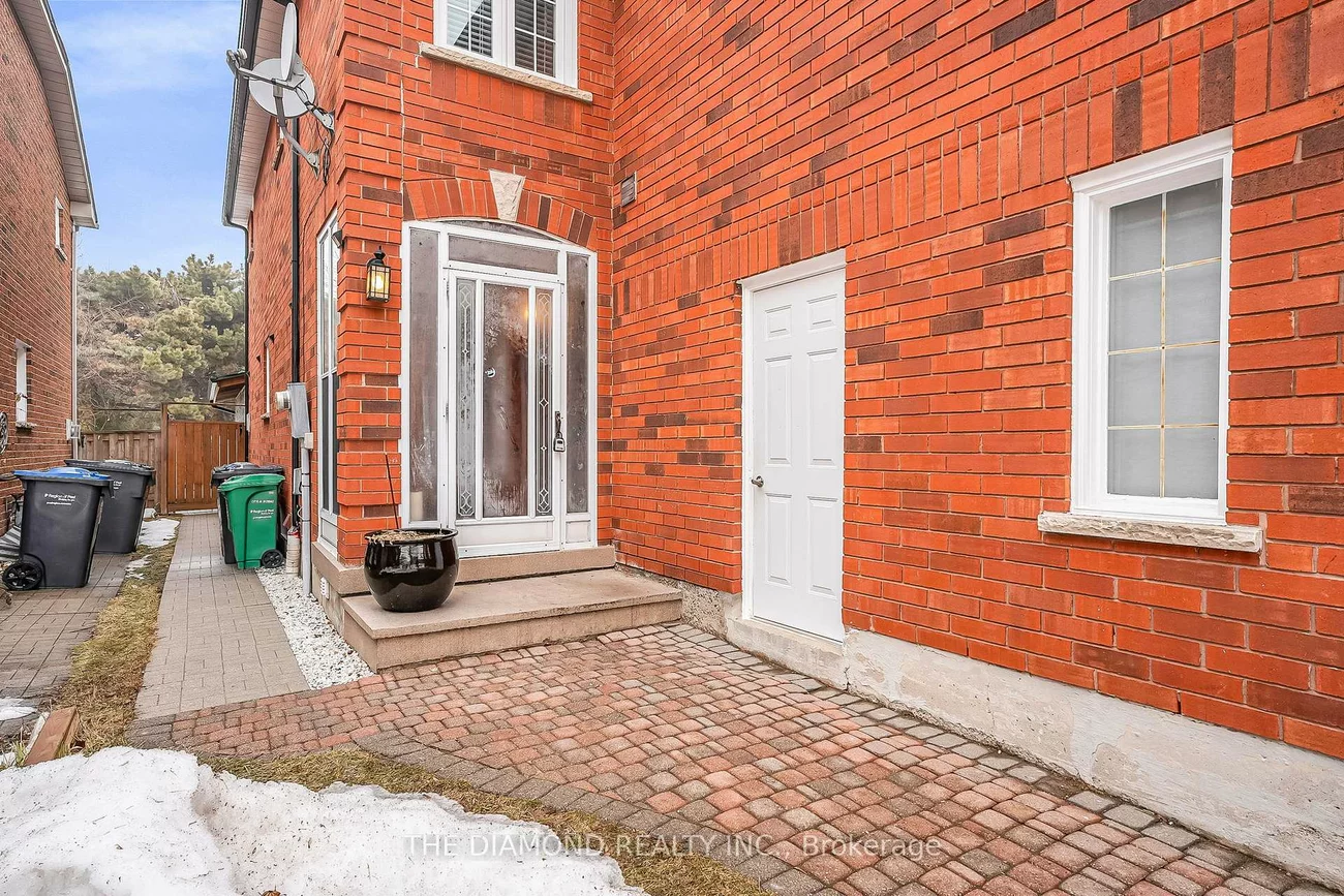 5490, Antrex, Hurontario, Mississauga